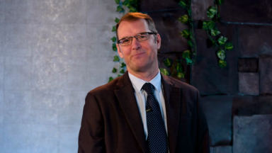 Was nun? - Warum macht Daniel das Fenster nicht zu